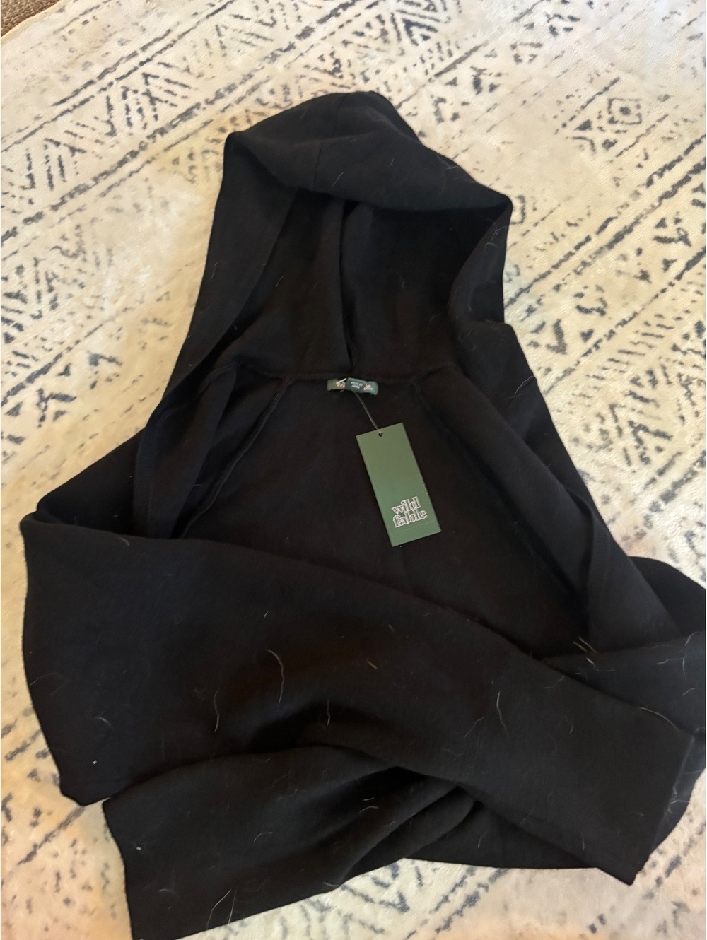 Wild Fable Black Hoodie Sweatshirt Large
